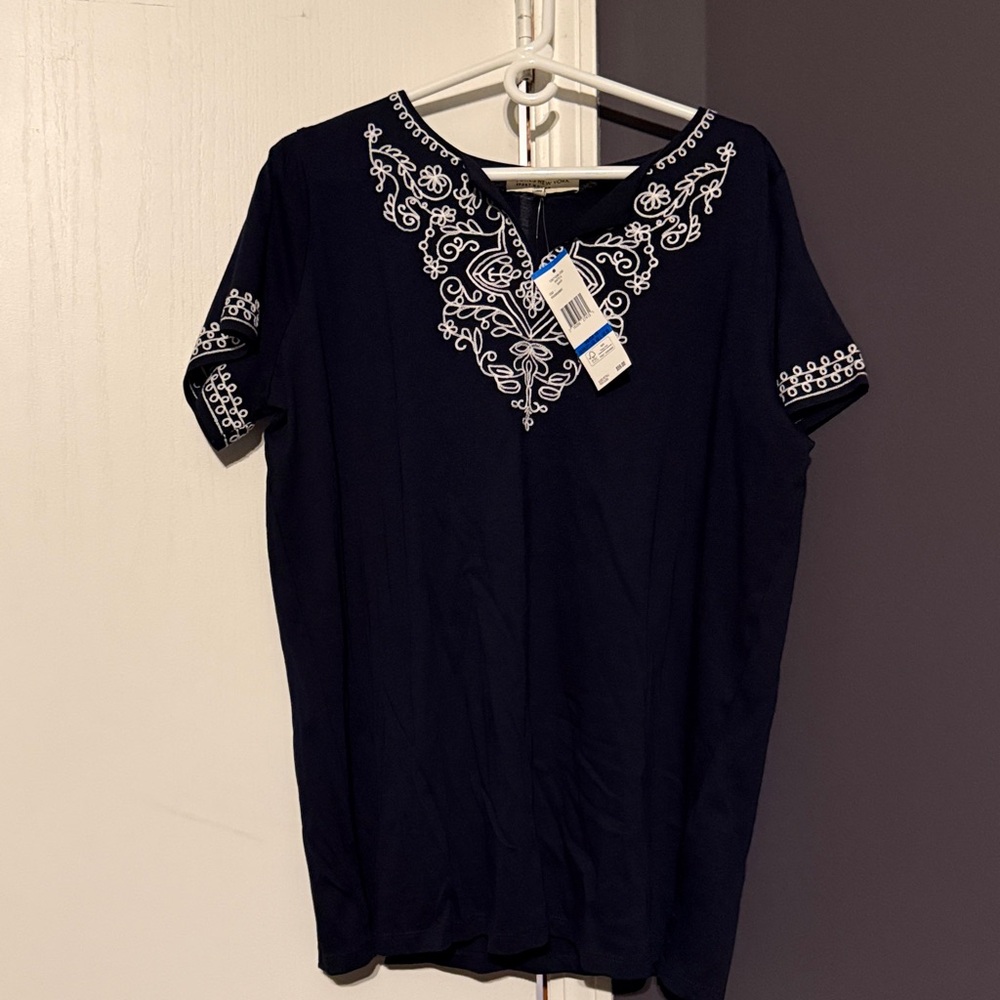Jones New York Dark Blue Top with White Embroidery